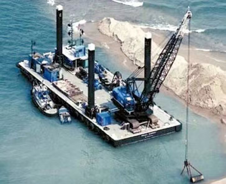 Llwyfan Port Crane ar gyfer Gwaith Llwytho a Dadlwytho