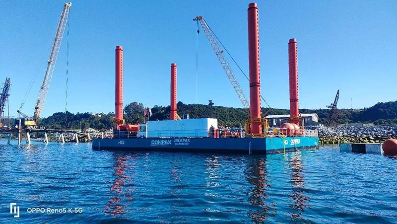 Port Crane Platform For Loading And Unloading Work suppliers