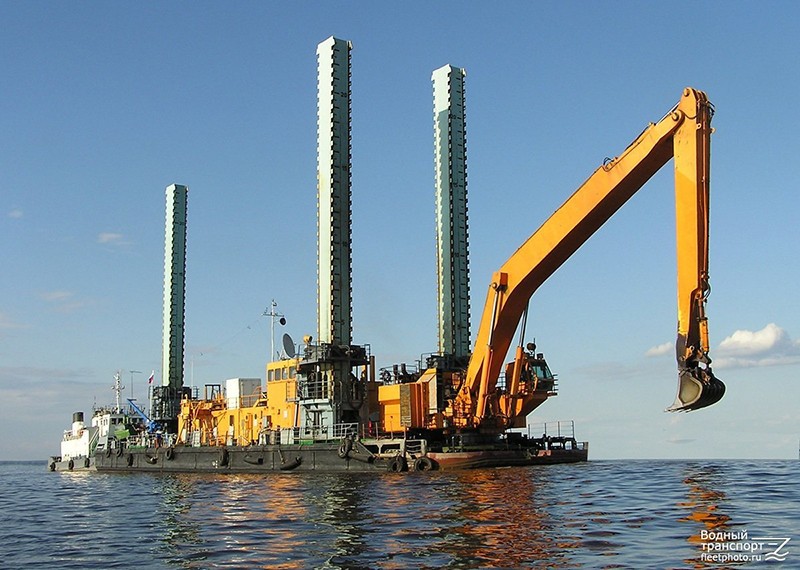 Port Infrastructure Mobile Excavator Platform suppliers